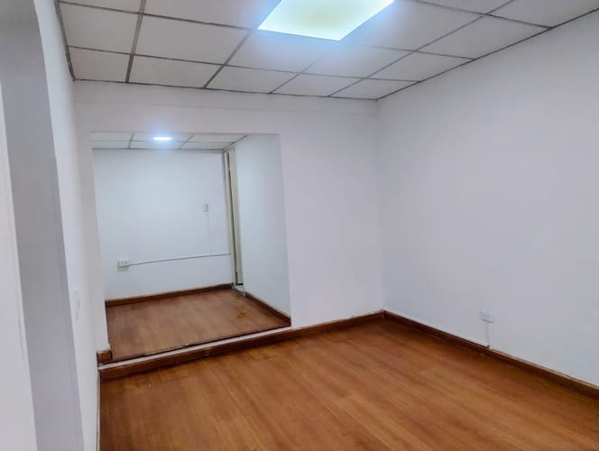 Oficina en arriendo en Villa Campestre, Girón, 45 m² · foto 5 de 10