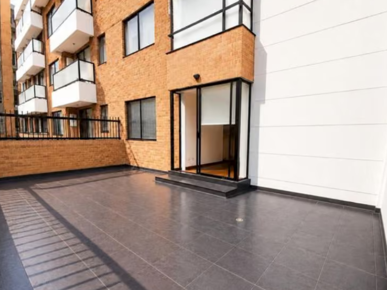 Apartamento en venta en Cedritos, Bogotá · foto 2 de 14