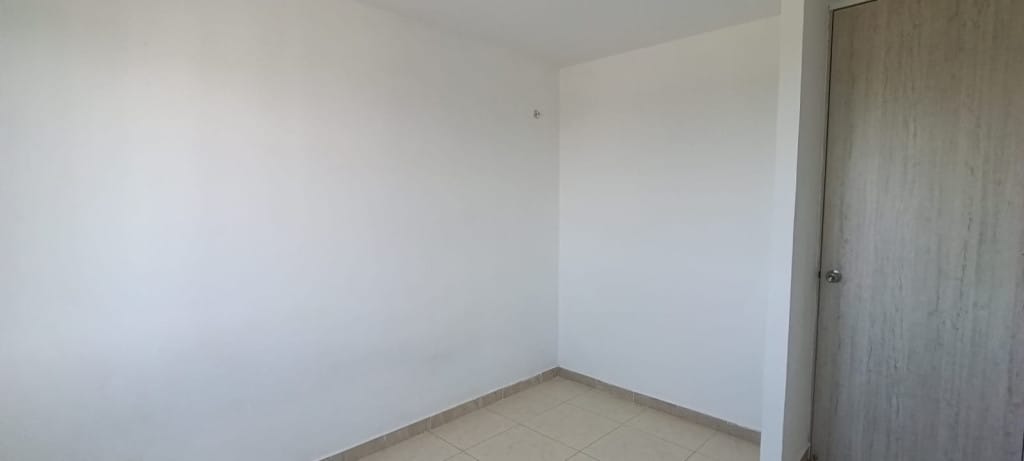 Apartamento de 2 alcobas en venta en Quintas De Bolivar, Jamundí, 55 m² · foto 13 de 24
