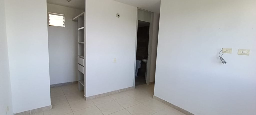 Apartamento de 2 alcobas en venta en Quintas De Bolivar, Jamundí, 55 m² · foto 17 de 24