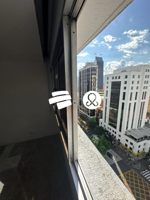 Local en venta en Villa Nueva, Medellín, 32 m² · foto 2 de 12