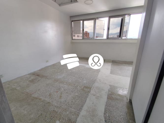 Local en venta en Villa Nueva, Medellín, 32 m² · foto 3 de 12