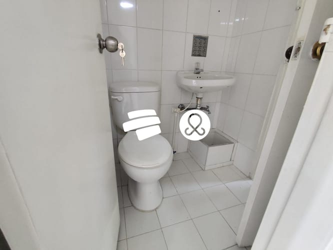 Local en venta en Villa Nueva, Medellín, 32 m² · foto 6 de 12
