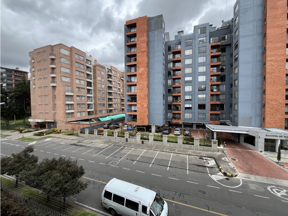 Apartamento en venta en Colina Campestre, Bogotá · foto 2 de 20