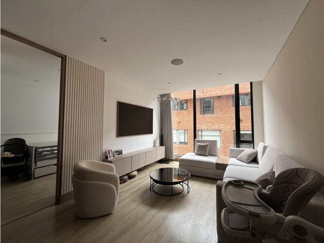 Apartamento de 2 alcobas en venta en Santa Barbara, Bogotá, 96 m² · foto 4 de 24