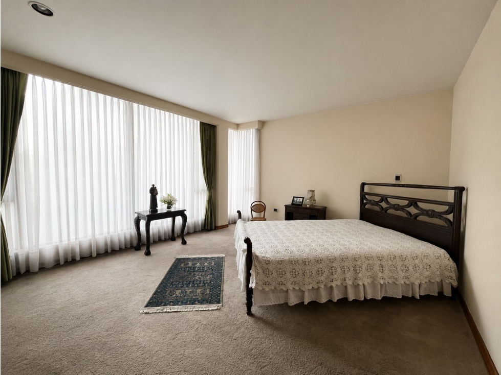 Apartamento en venta en Santa Barbara, Bogotá · foto 8 de 24