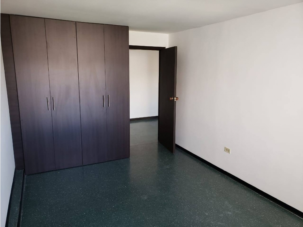 Casa en venta en Ciudad Jardin Sur, Bogotá · foto 5 de 12