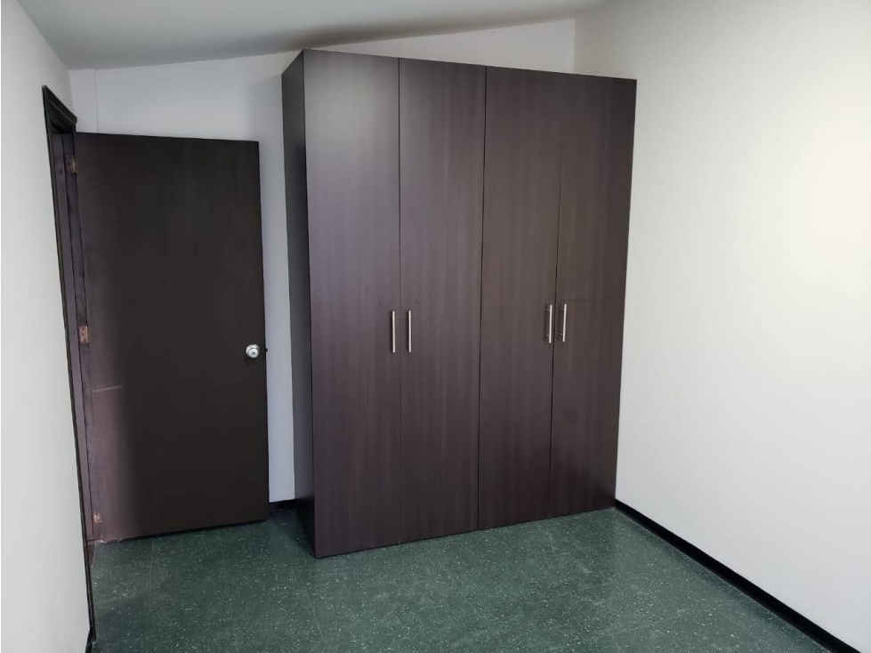 Casa en venta en Ciudad Jardin Sur, Bogotá · foto 6 de 12