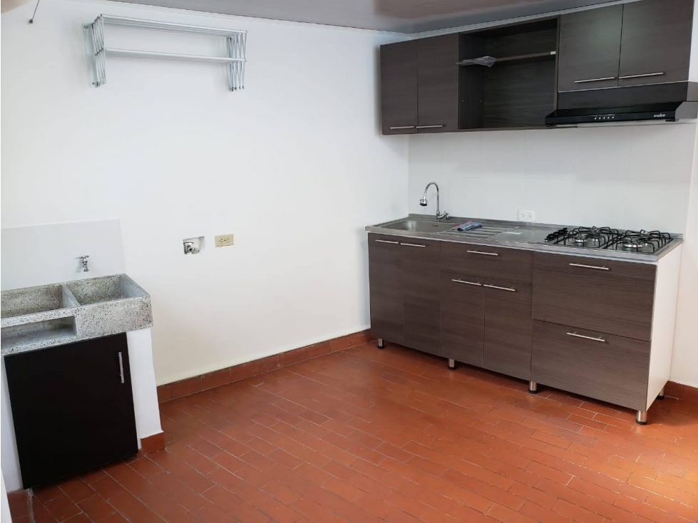 Casa en venta en Ciudad Jardin Sur, Bogotá · foto 7 de 12