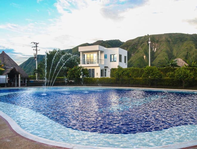 Casa de 5 alcobas en venta en Santander, Girardot, 153 m² · foto 12 de 12