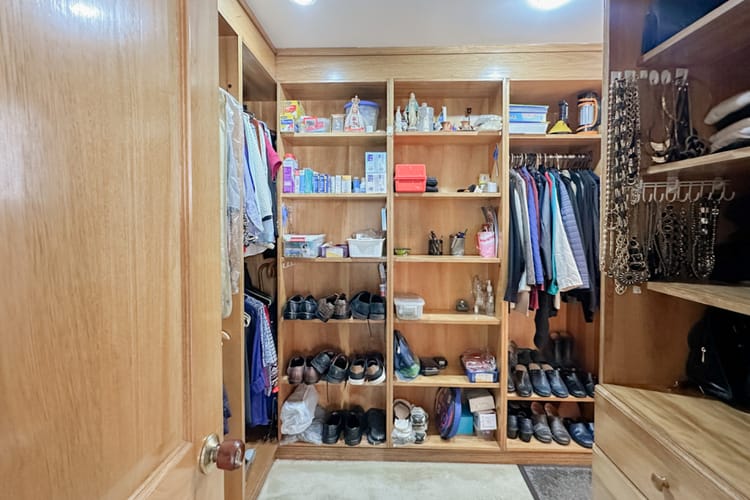 Apartamento de 3 alcobas en venta en Santa Barbara Occidental, Bogotá, 238 m² · foto 22 de 24