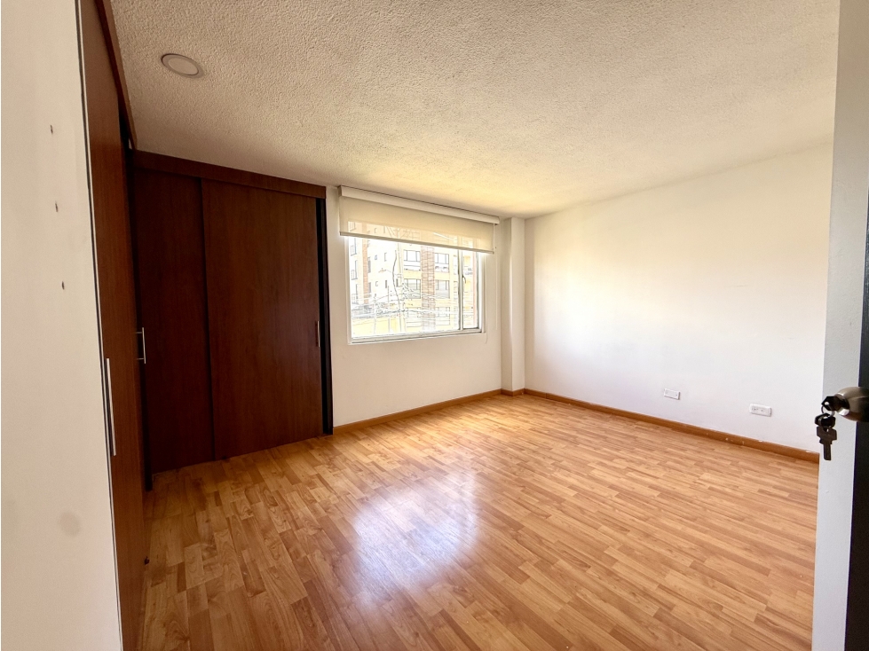 Apartamento en venta en Cedritos, Bogotá · foto 8 de 17