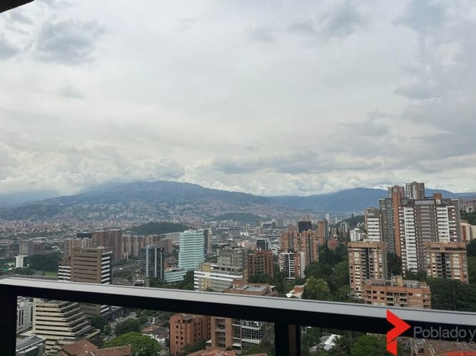 Apartamento de 2 alcobas en arriendo en El Poblado, Medellín, 885 m² · foto 5 de 24