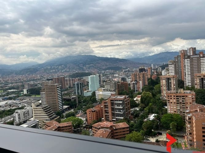 Apartamento de 2 alcobas en arriendo en El Poblado, Medellín, 885 m² · foto 13 de 24