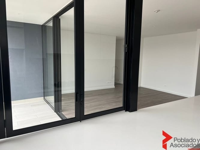 Apartamento de 2 alcobas en arriendo en El Poblado, Medellín, 885 m² · foto 18 de 24