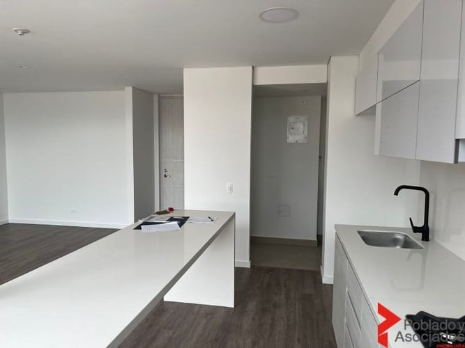 Apartamento de 2 alcobas en arriendo en El Poblado, Medellín, 885 m² · foto 21 de 24