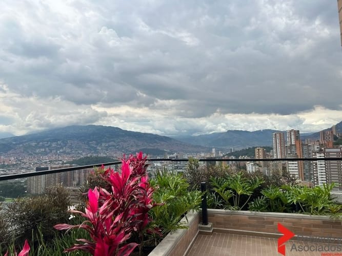 Apartamento de 2 alcobas en arriendo en El Poblado, Medellín, 885 m² · foto 24 de 24