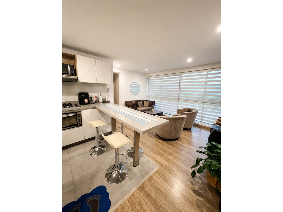 Apartamento en venta en Santa Maria Del Lago, Bogotá · foto 4 de 11