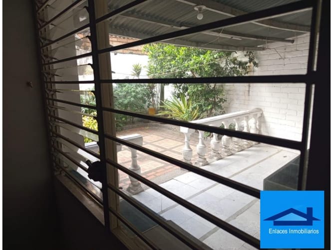 Casa de 4 alcobas en venta en Laureles, Medellín, 244 m² · foto 3 de 20