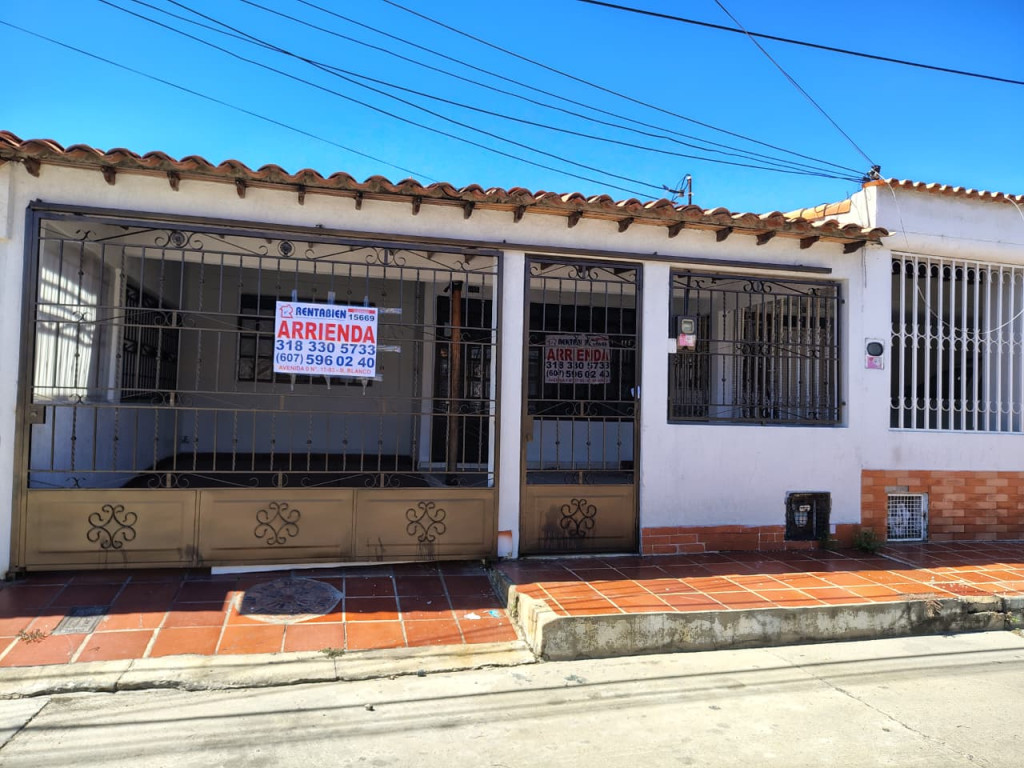 Casa en Arriendo en Prados del norte, Cúcuta en arriendo en Prados Del Norte