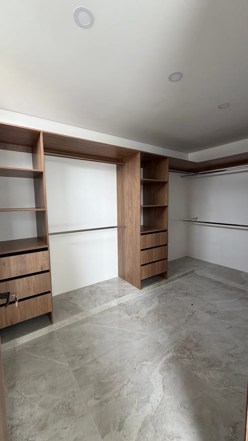 Casa de 5 alcobas en venta en Las Mercedes, Jamundí, 412 m² · foto 5 de 12