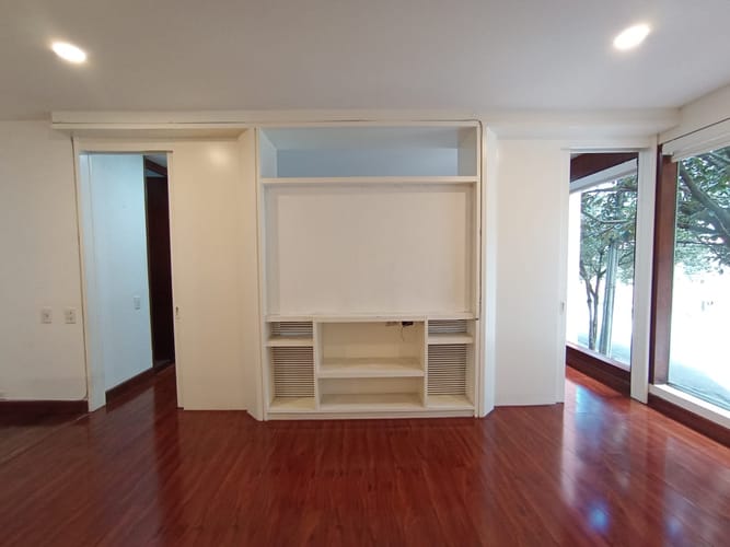 Apartamento de 1 alcoba en arriendo en Chico Norte, Bogotá, 50 m² · foto 3 de 12