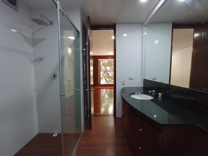 Apartamento de 1 alcoba en arriendo en Chico Norte, Bogotá, 50 m² · foto 12 de 12