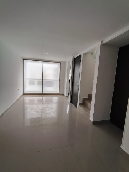 Apartamento de 4 alcobas en arriendo en La Floresta, Los Patios, 114 m² · foto 3 de 21