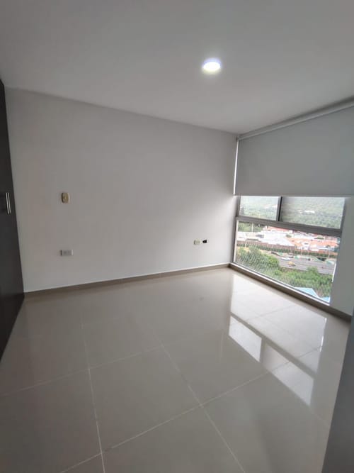 Apartamento de 4 alcobas en arriendo en La Floresta, Los Patios, 114 m² · foto 11 de 21