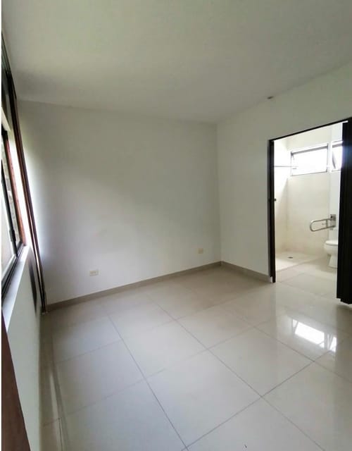 Apartamento en venta en Bellavista, Cali · foto 2 de 13