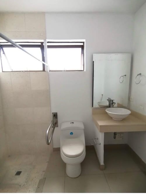 Apartamento en venta en Bellavista, Cali · foto 9 de 13