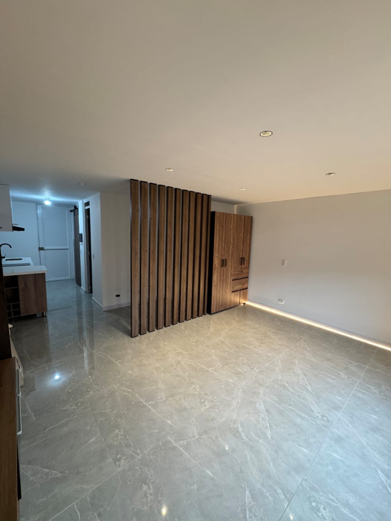Apartamento en venta en Los Monjes, Bogotá · foto 2 de 7