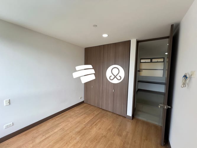 Apartamento de 3 alcobas en venta en Castropol, Medellín, 120 m² · foto 8 de 24