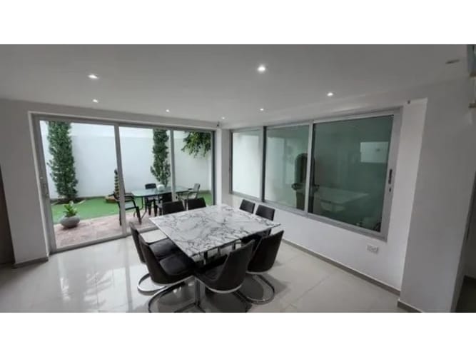Casa de 4 alcobas en venta en Villa Campestre, Barranquilla, 322 m² · foto 4 de 17