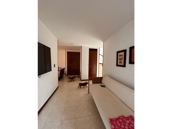 Casa de 5 alcobas en venta en El Castillo, Jamundí, 178 m² · foto 14 de 24