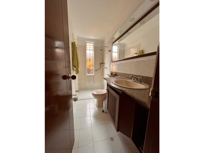 Casa de 5 alcobas en venta en El Castillo, Jamundí, 178 m² · foto 15 de 24