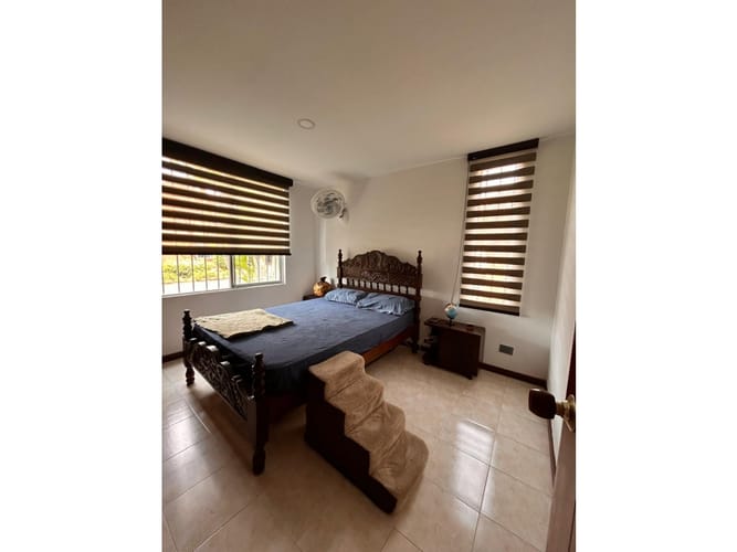 Casa de 5 alcobas en venta en El Castillo, Jamundí, 178 m² · foto 16 de 24