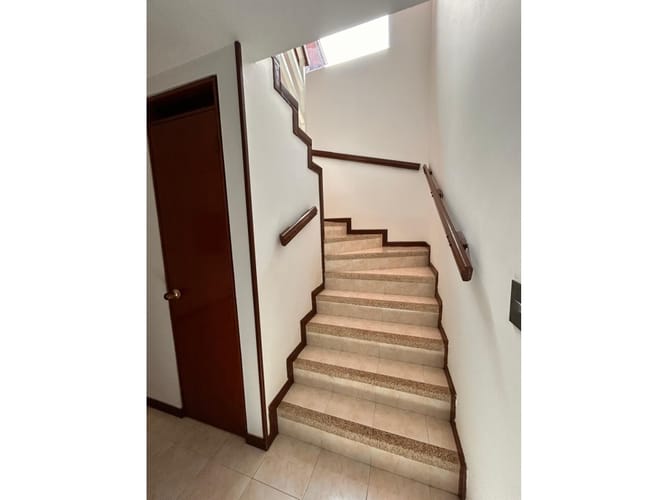 Casa de 5 alcobas en venta en El Castillo, Jamundí, 178 m² · foto 18 de 24