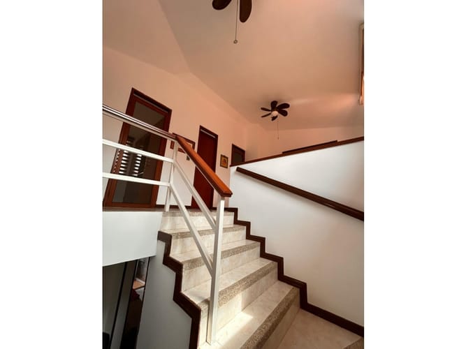 Casa de 5 alcobas en venta en El Castillo, Jamundí, 178 m² · foto 20 de 24
