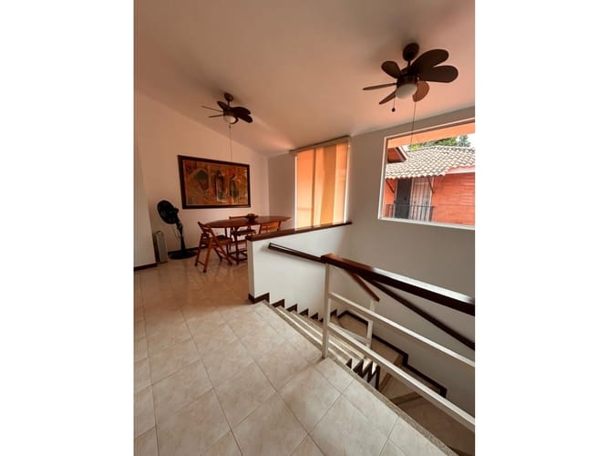 Casa de 5 alcobas en venta en El Castillo, Jamundí, 178 m² · foto 21 de 24