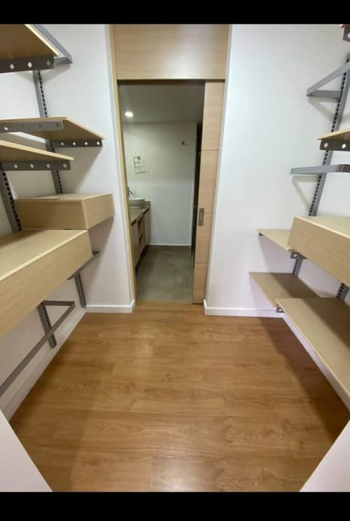 Apartamento en venta en Loma De Los Bernal, Medellín · foto 7 de 16