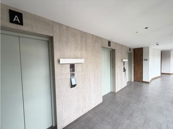 Oficina en arriendo en El Poblado, Medellín, 40 m² · foto 10 de 10