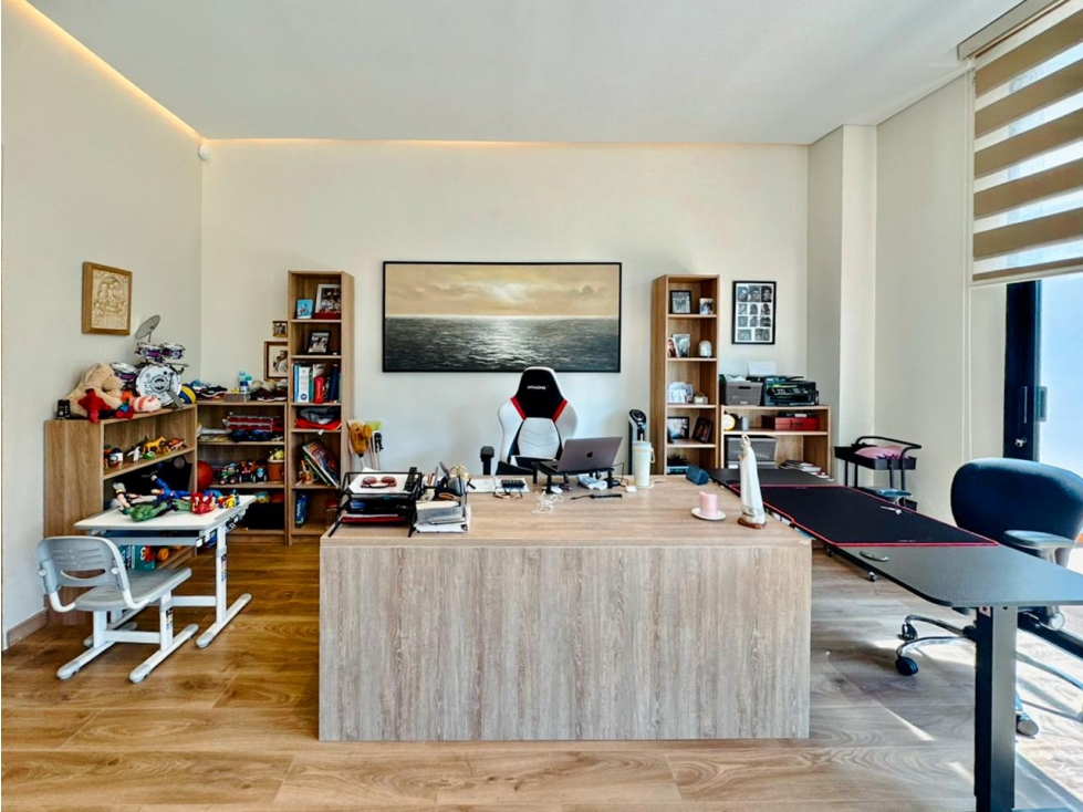 Casa en venta en Loma Del Chocho, Envigado · foto 17 de 23