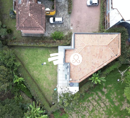 Casa de 4 alcobas en venta en El Tambo, La Ceja, 500 m² · foto 6 de 8
