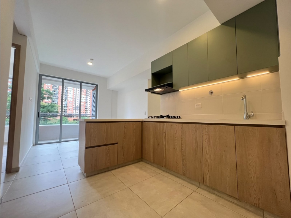 Apartamento en arriendo en Tres Esquinas, Sabaneta · foto 4 de 19
