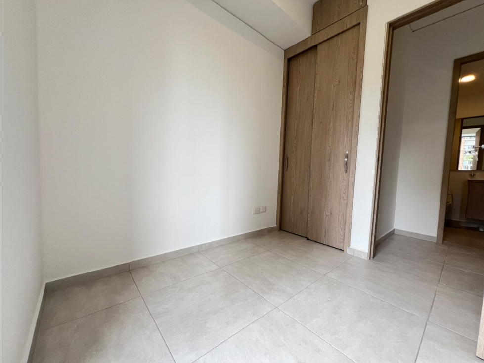 Apartamento en arriendo en Tres Esquinas, Sabaneta · foto 13 de 19