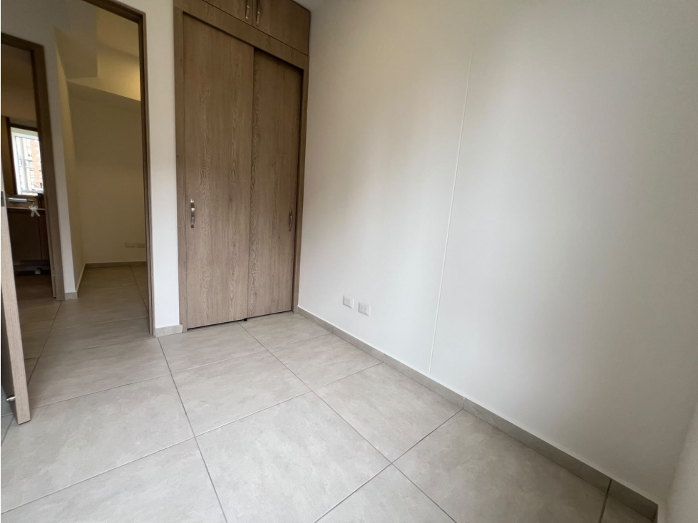 Apartamento en arriendo en Tres Esquinas, Sabaneta · foto 14 de 19