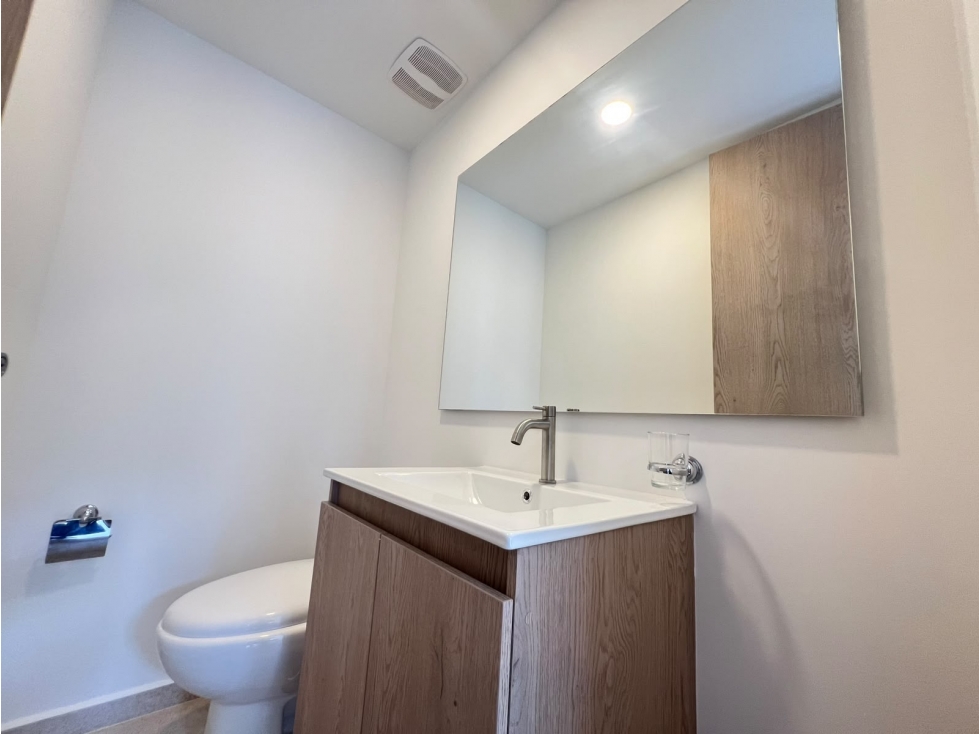 Apartamento en arriendo en Tres Esquinas, Sabaneta · foto 17 de 19