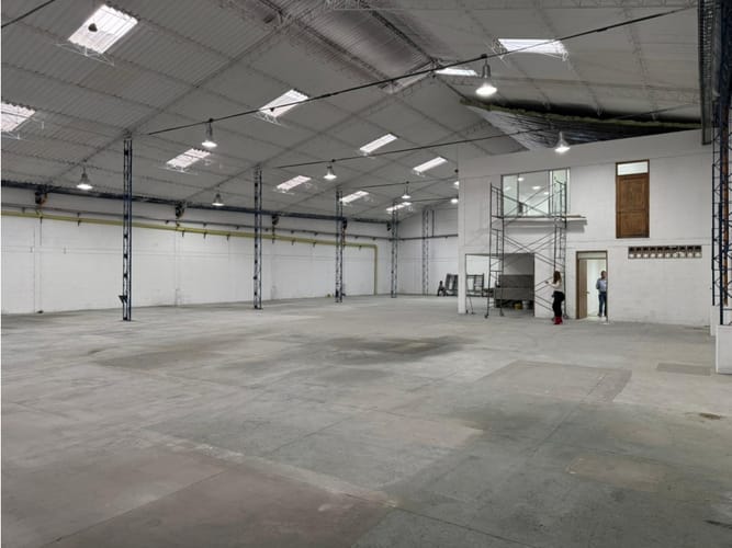 Bodega en arriendo en La Tablaza, La Estrella, 850 m² · foto 2 de 12