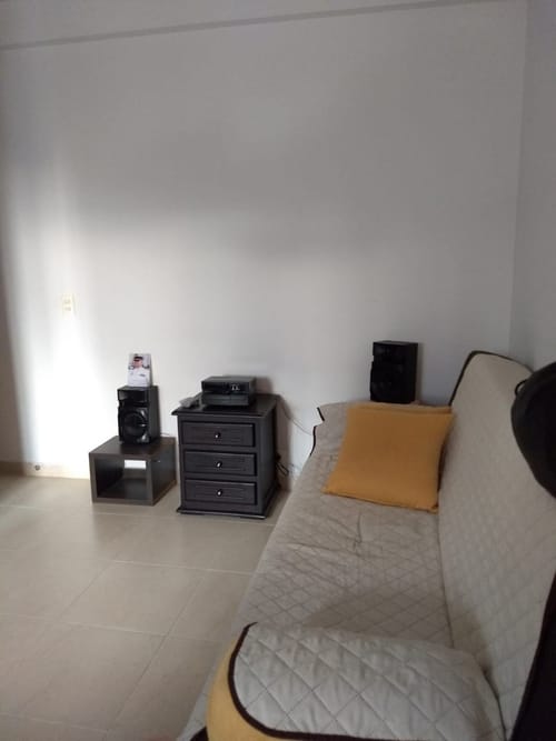 Apartamento de 3 alcobas en venta en La Navarra, Bello, 62 m² · foto 3 de 8